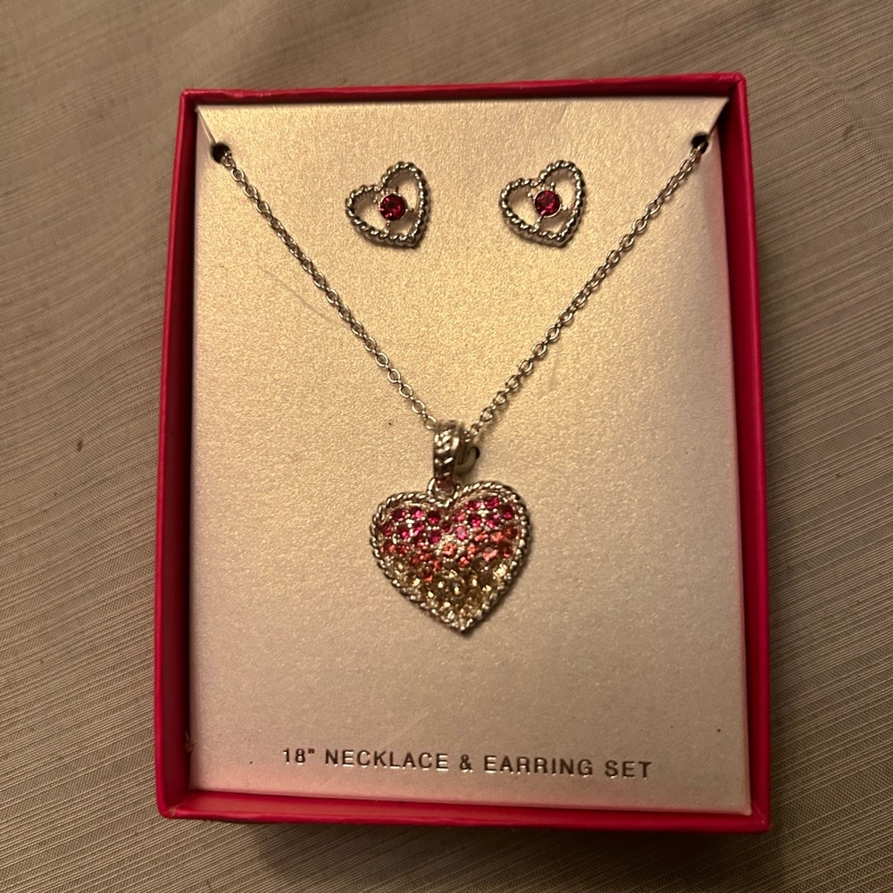 Heart Necklace and Earring Set in Silver and Pink